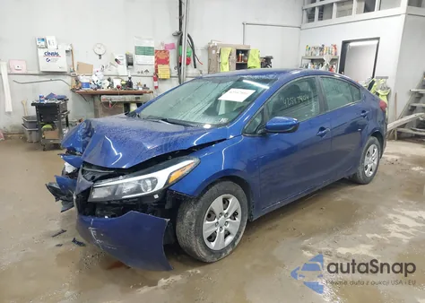 2018 Kia Forte Lx z USA, uszkodzony, nr VIN 3KPFK4A72JE198774